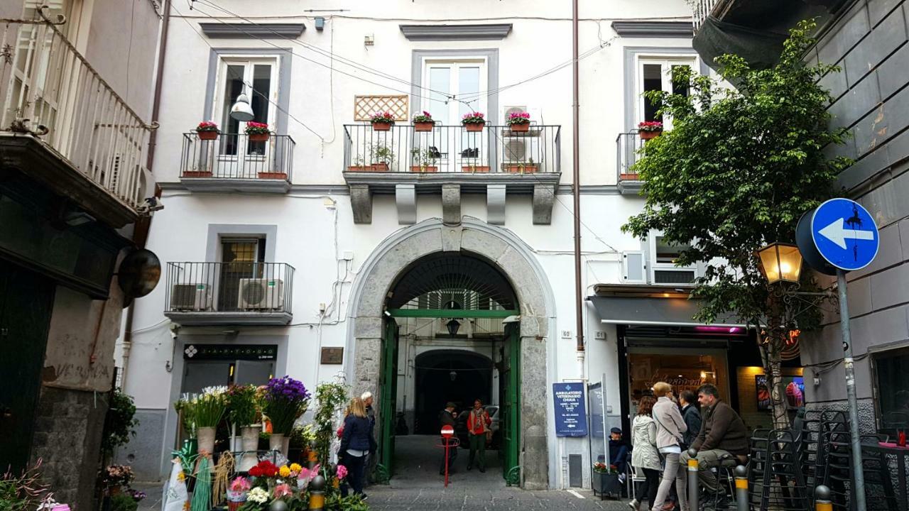 Il Salotto Di Nonna Cornelia 2 호텔 나폴리 외부 사진
